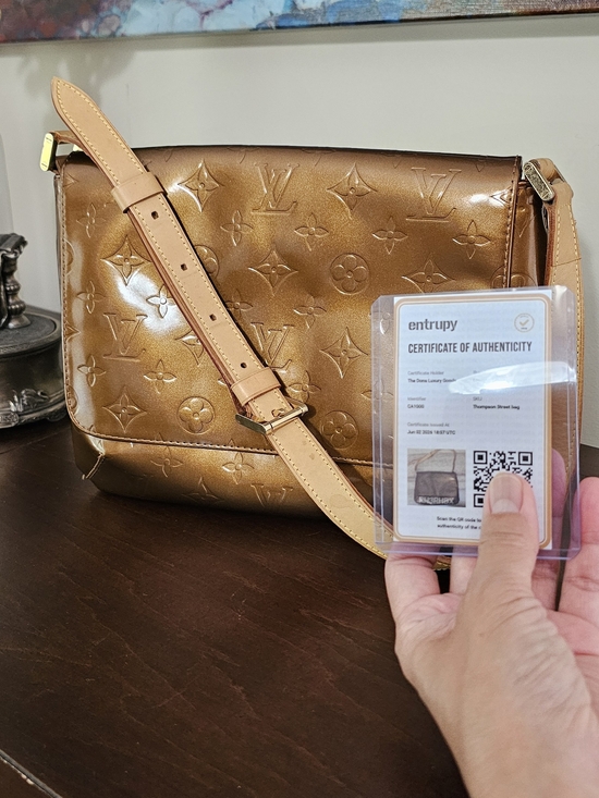 Louis Vuitton Handbags - Louis Vuitton Vernis Thompson Street Bag AUTHENTIC